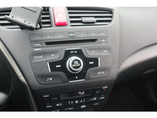 Honda Civic 1.8 Sport 2012 Benzine 16