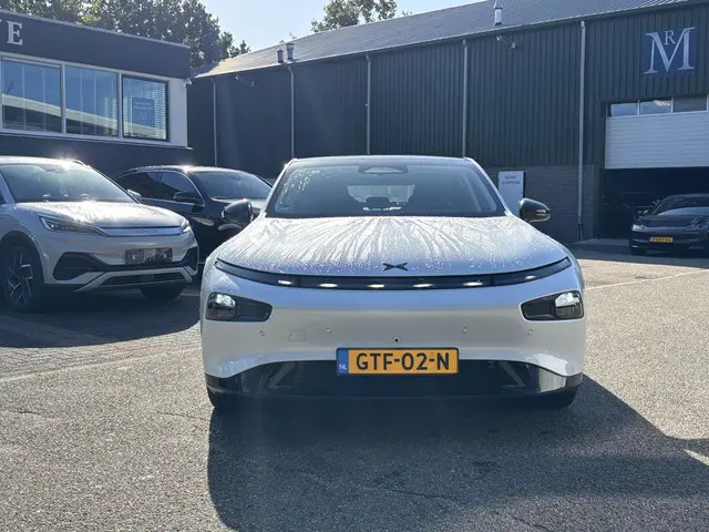 XPENG P7 2