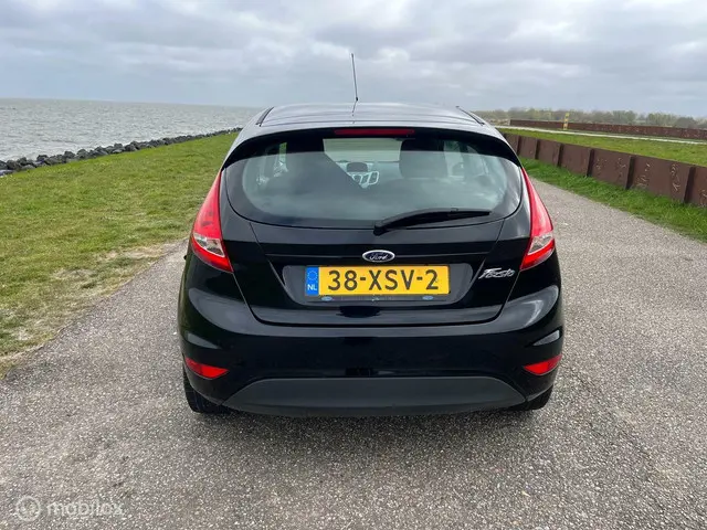 Ford Fiesta 1.25 Limited 2012 Benzine 6