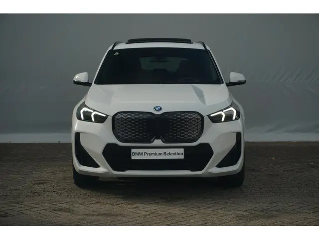 BMW iX1 eDrive20 M Sport Pro 2025 Elektrisch 2