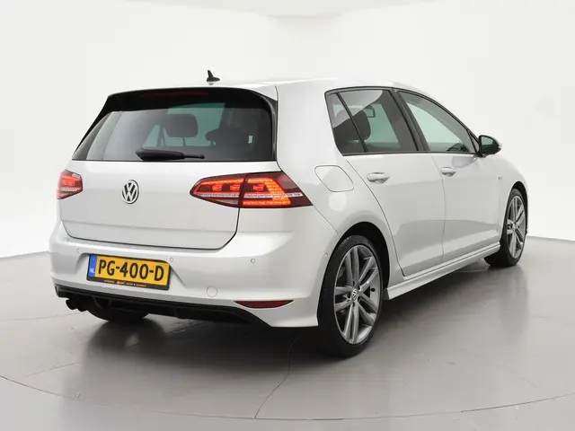 Volkswagen Golf 1.4 TSI 122 PK CUP EDITION 2014 Benzine 2