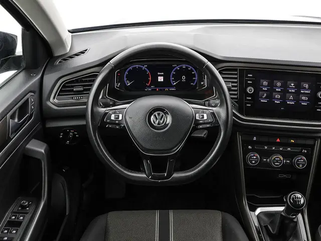 Volkswagen T-Roc 1.5 TSI 150PK Style 2020 Benzine 17