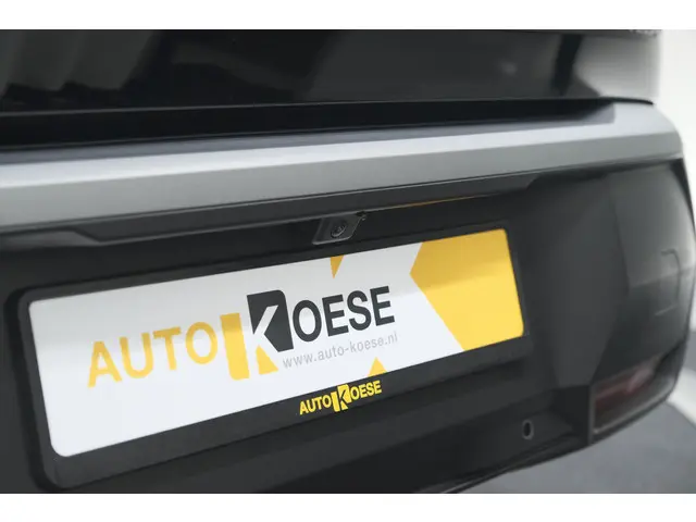 Peugeot 5008 1.2 Hybrid 136 Allure 2025 Hybride Benzine 19