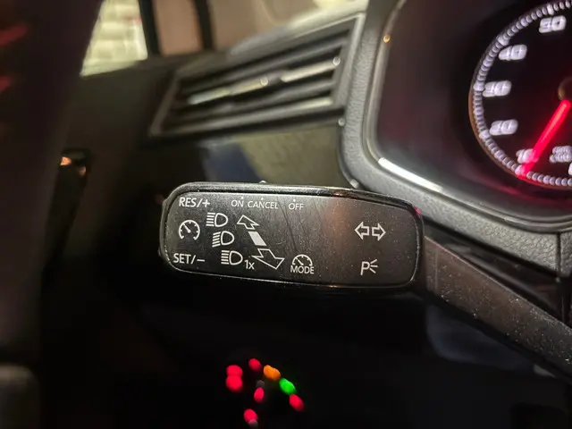 SEAT Ibiza 1.0 TSI FR Business Intense 2017 Benzine 23