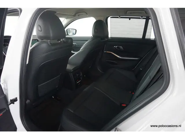 BMW 3 Serie Touring 318i Exec 2020 Benzine 7