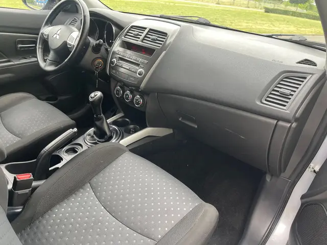 Mitsubishi ASX 1.6 Inform ClearTec Camera 2012 Benzine 9