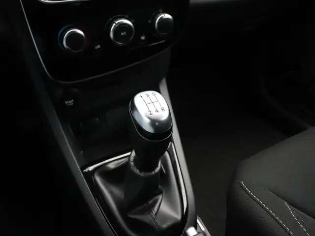 Renault Clio 0.9 TCe Limited 2019 Benzine 20