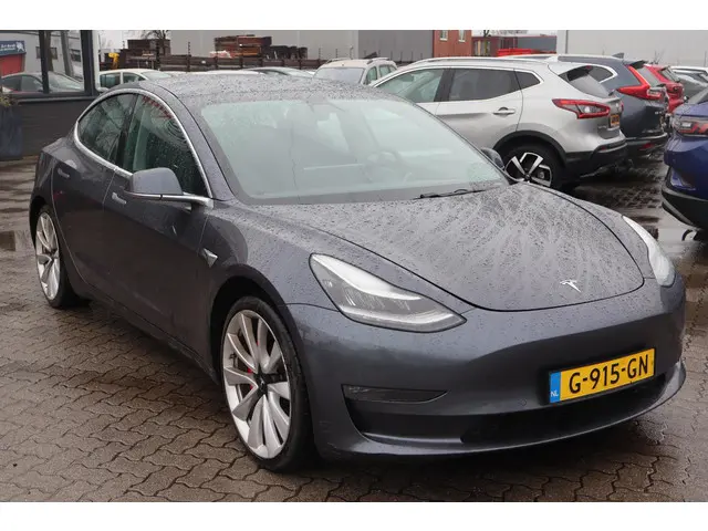 Tesla Model 3 Performance AWD 75 kWh 2019 Elektrisch 11
