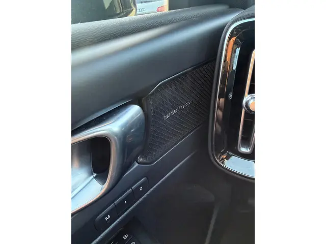 Volvo XC40 Recharge P8 AWD R-Design 2020 Elektrisch 10