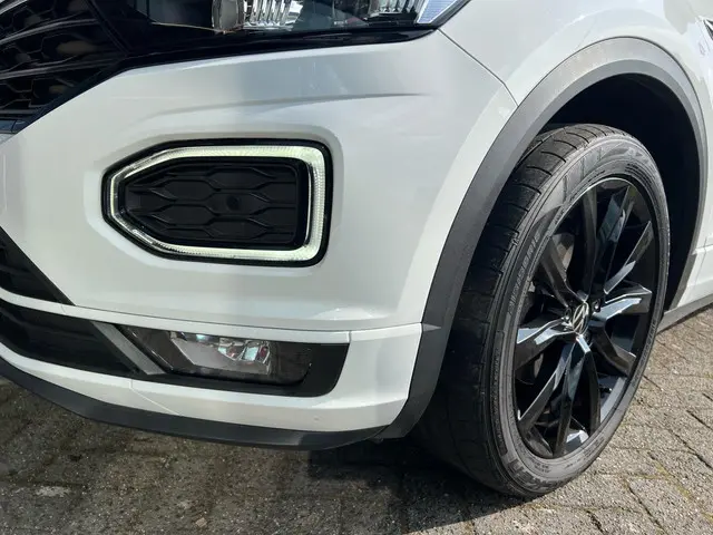 Volkswagen T-Roc Cabrio 1.5 TSI R-Line 2021 Benzine 31