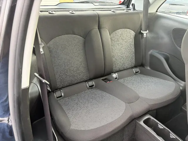 Opel ADAM 1.2 2014 Benzine 10