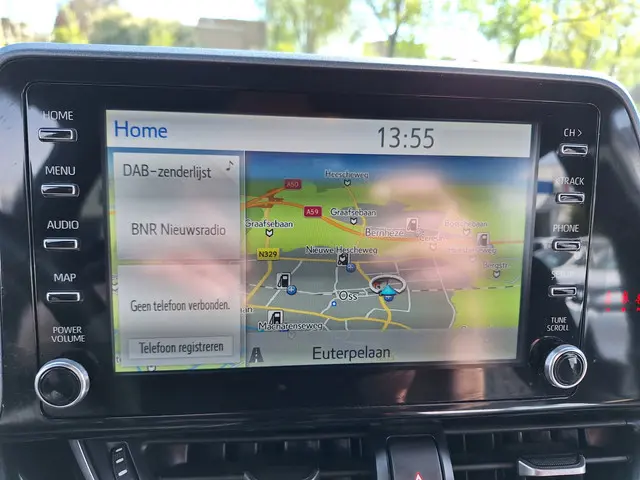 Toyota C-HR 1.8 Hybrid Dynamic 2020 Hybride Benzine 18