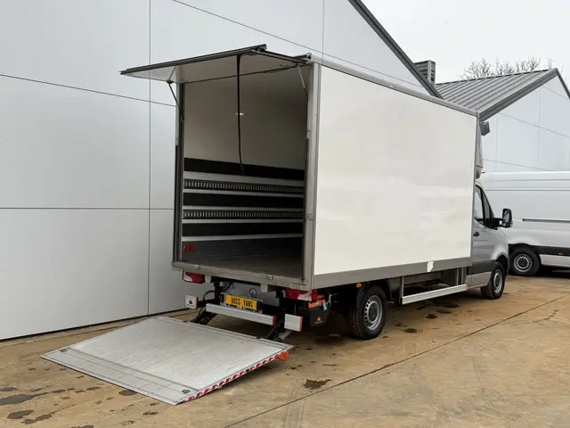 Mercedes-Benz Sprinter 317 1.9 CDI 2022 Diesel 9
