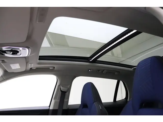 Lynk & Co 01 1.5 2023 Hybride Benzine 29