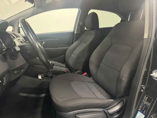 Kia Rio 1.2 CVVT ComfortLine 2015 Benzine 14