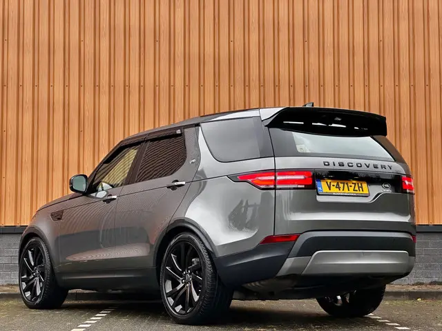 Land Rover Discovery 3.0 Td6 HSE Luxury 2019 Diesel 9