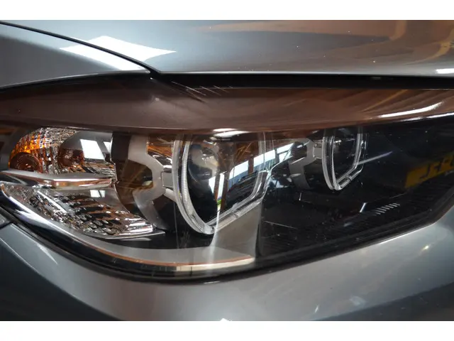 BMW 5 Serie 540i xDrive Touring 340 pk 2017 Benzine 43
