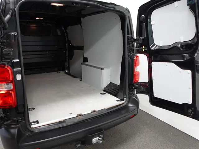 Opel Vivaro L3H1 145pk Automaat 2024 Diesel 9
