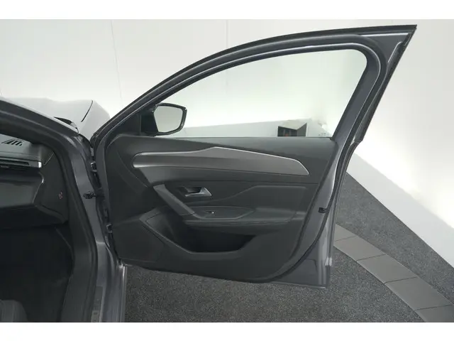 Peugeot 308 SW PureTech 130 EAT8 GT 2024 Benzine 63