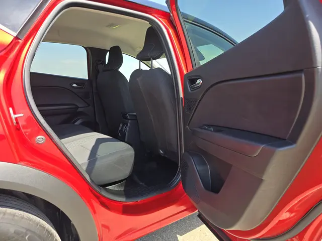 Renault Captur 1.0 TCe 90 techno 2023 Benzine 27