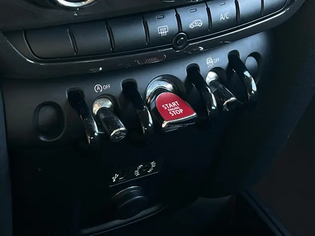 MINI Countryman Mini 1.5 Cooper 2017 Benzine 14