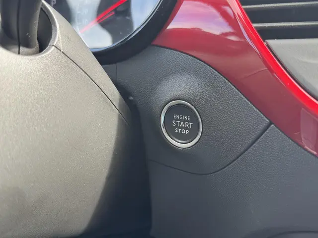 Opel Crossland 1.2 Turbo GS Line AUT 2023 Benzine 25