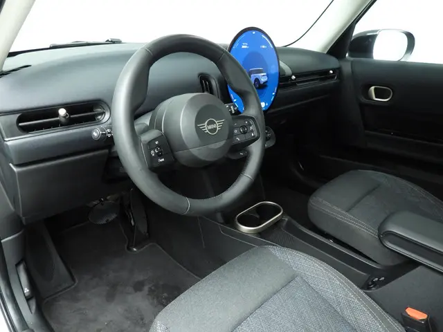 MINI 5-Deurs Cooper S 2025 Benzine 6