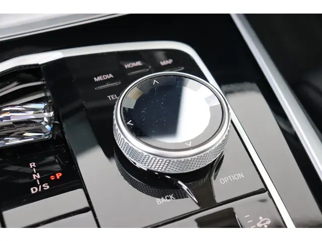 BMW X5 xDrive50e 2023 Hybride Benzine 36