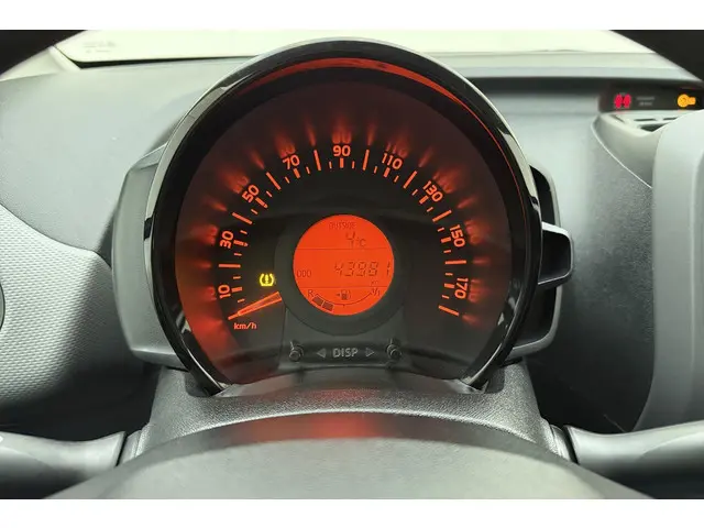 Peugeot 108 1.0 e-VTi Active 2019 Benzine 18