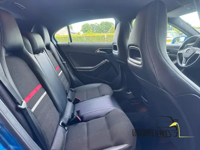 Mercedes-Benz A-Klasse 180 Prestige 2013 Benzine 9