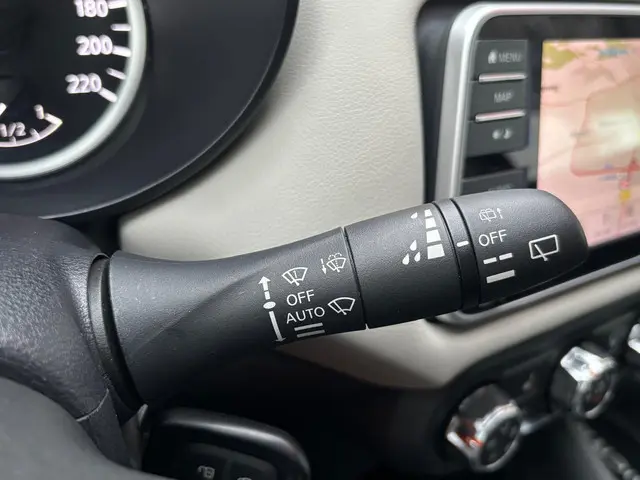 Nissan Micra IG-T 92 Xtronic Kiiro 2022 Benzine 22