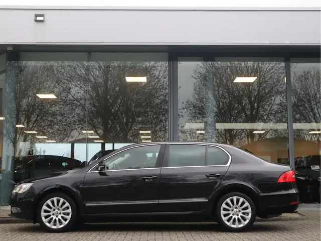 Škoda Superb 1.4 TSI Ambition 2014 Benzine 6
