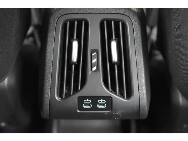 BMW 2 Serie Active Tourer 218i 2023 Benzine 26