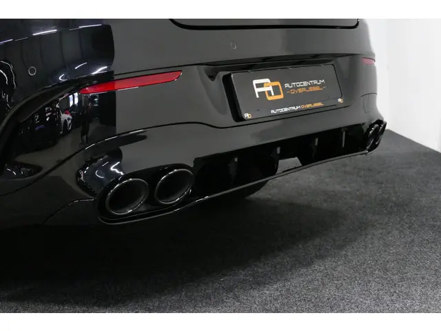 Mercedes-Benz CLA 250 e AMG Line 2023 Hybride Benzine 17