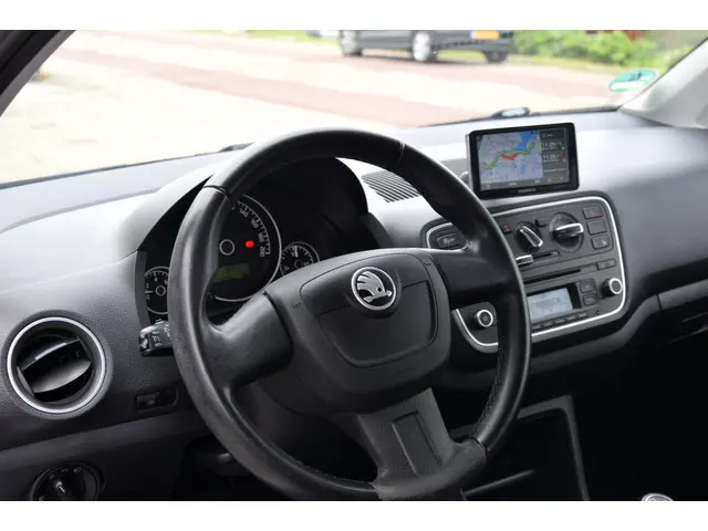 Škoda Citigo 1.0 Greentech Elegance 2012 Benzine 18