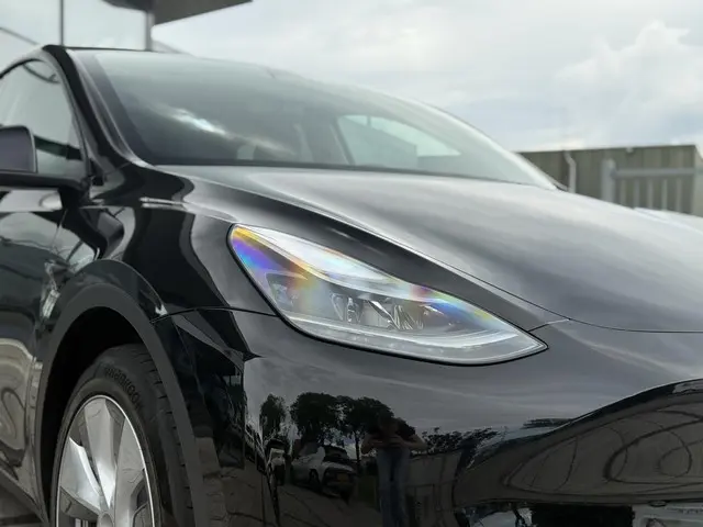 Tesla Model Y Long Range AWD Dual 2024 Elektrisch 9