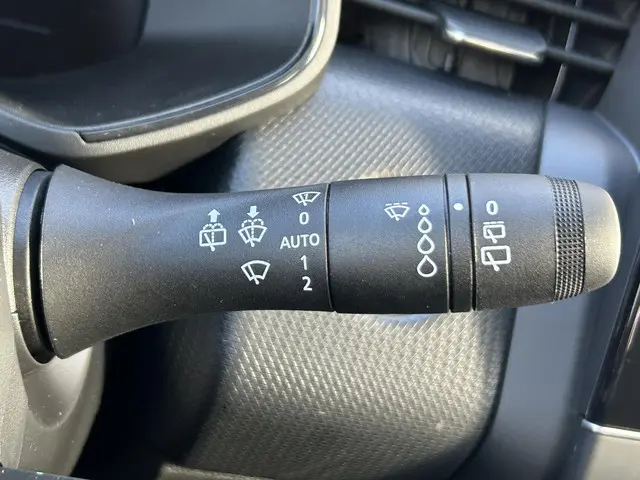 Mitsubishi Colt 1.0T MT First Edition 2025 Benzine 14