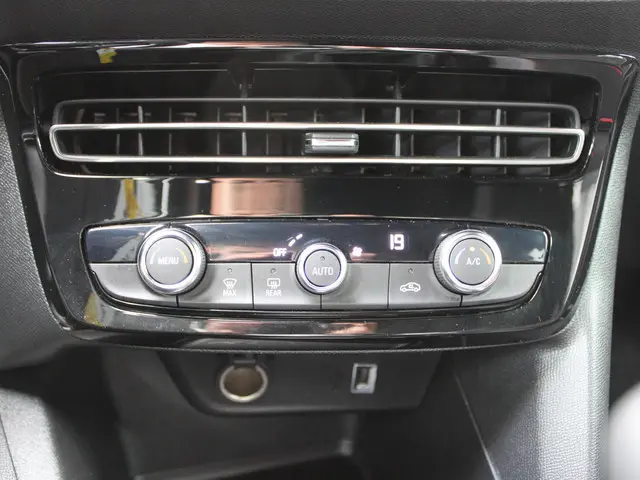 Opel Mokka 1.2 Level 4 2023 Benzine 17