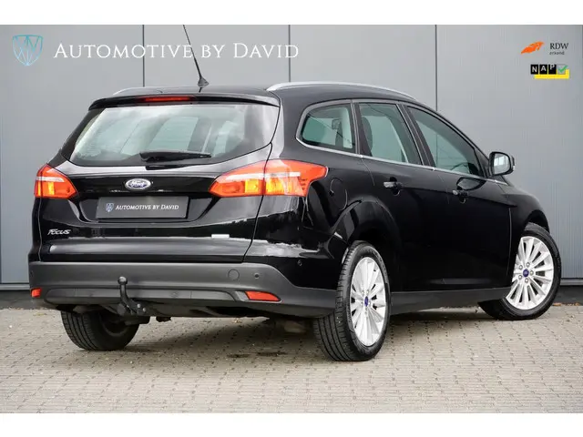 Ford Focus Wagon 1.0 126 pk TITANIUM EDITION 2015 Benzine 2