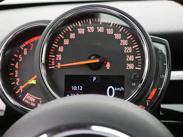 MINI 3-Deurs Cooper 2020 Benzine 18