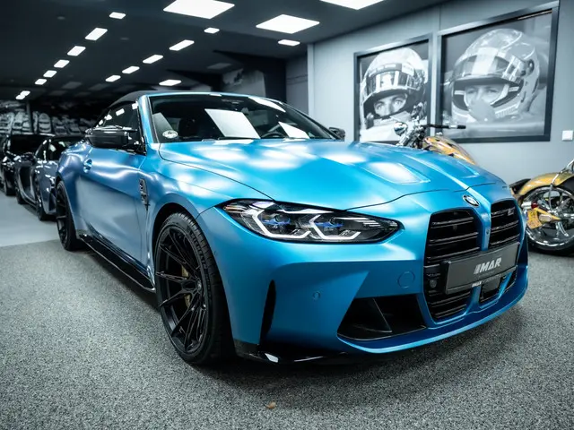 BMW M4 4-serie Cabrio xDrive Competition 2023 Benzine 10