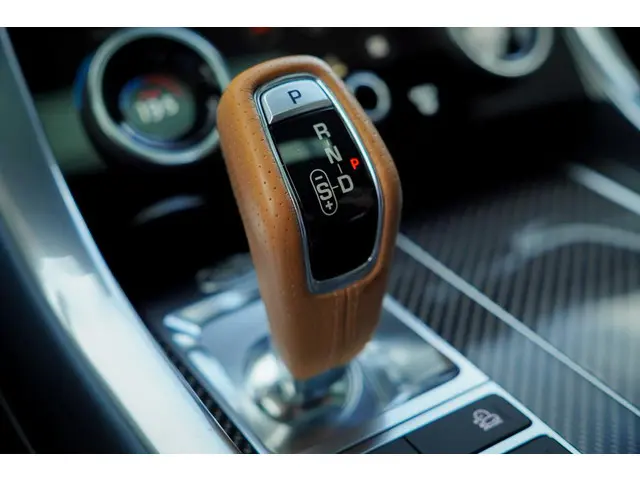 Land Rover Range Rover Sport 5.0 V8 SVR 2018 Benzine 37