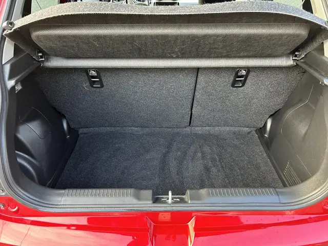 Suzuki Swift 1.2 Select Smart Hybrid 2020 Benzine 9