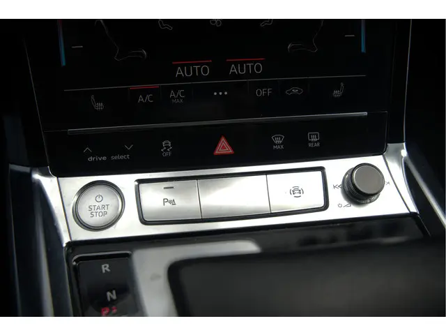 Audi e-tron 50 quattro S edition 71 kWh 2020 Elektrisch 42