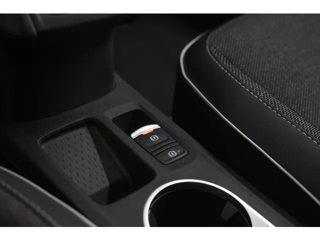Renault Captur Mild Hybrid 140 EDC Techno 2023 Benzine 41