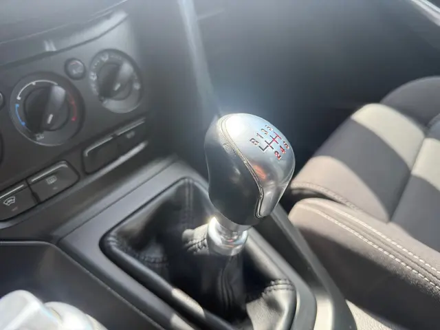 Ford Focus 2.0 EcoBoost ST-2 2013 Benzine 19