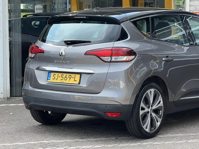 Renault Scénic 1.2 TCe Intens 2017 Benzine 28