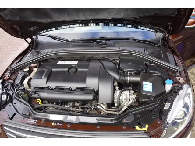 Volvo XC60 3.0 T6 R-Design POLESTAR 2013 Benzine 18