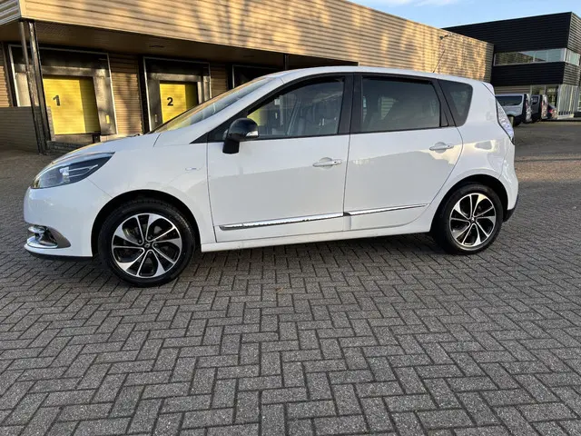 Renault Scénic 2.0 Bose 2014 Benzine 27