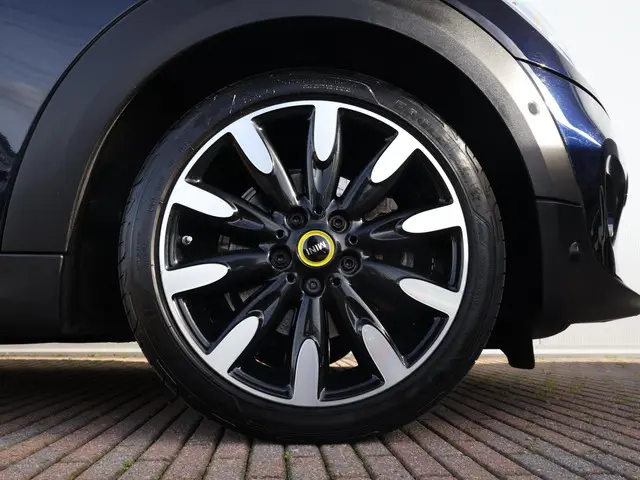 MINI Electric Mini Yours 33 kWh 2020 Elektrisch 11